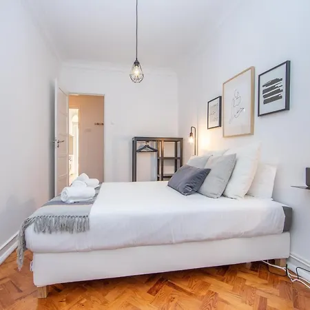 Meet Areeiro Apartman Lisboa